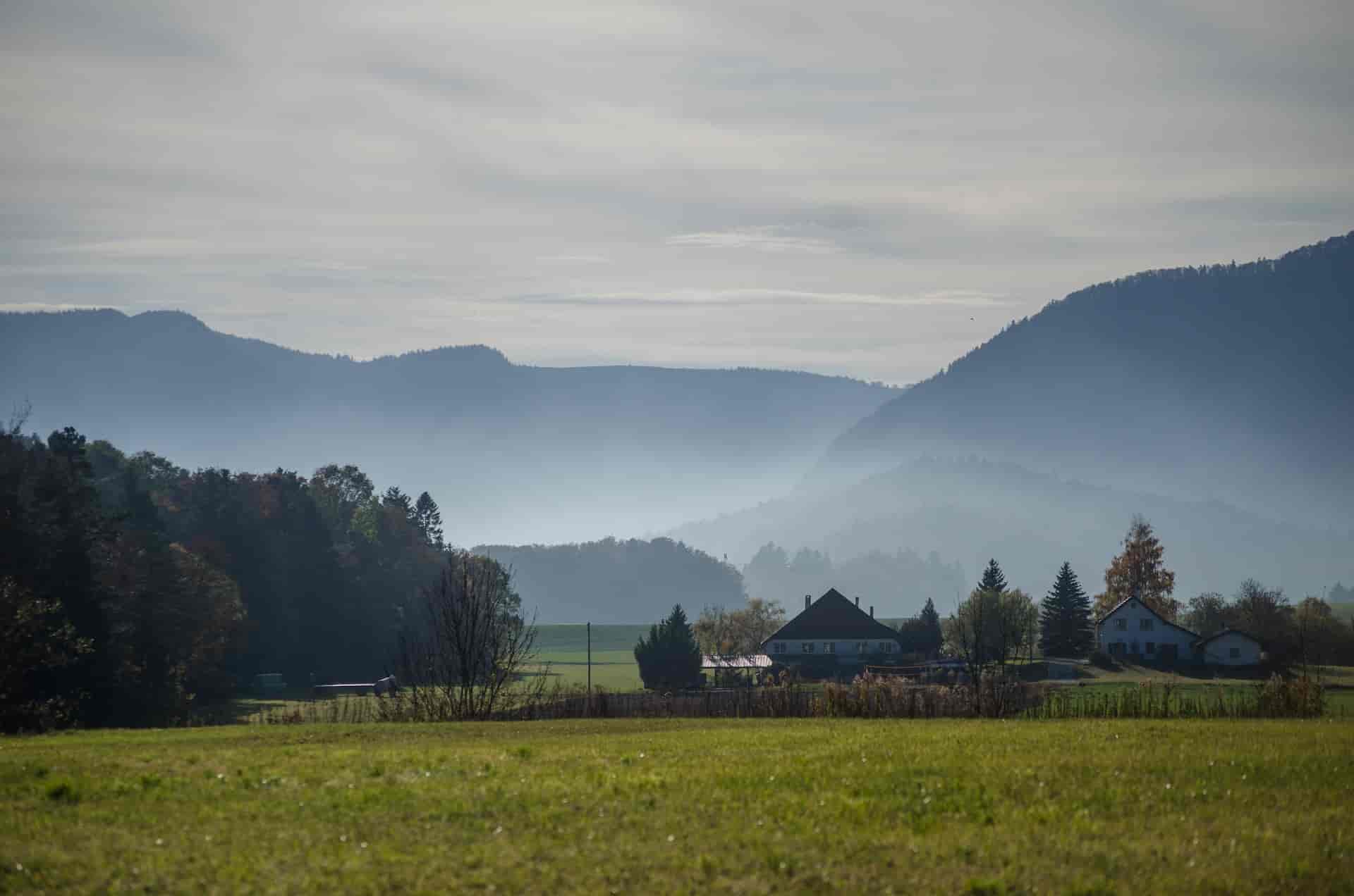Chez Monique et Charles-Albert Schafroth, producteur à La Chaux-de-Fonds canton de Neuchâtel en Suisse