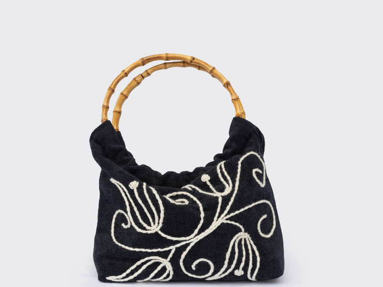 Handmade handbag , Lovely Hands - Suisse, Château-d’Œx, | Mimelis image 1