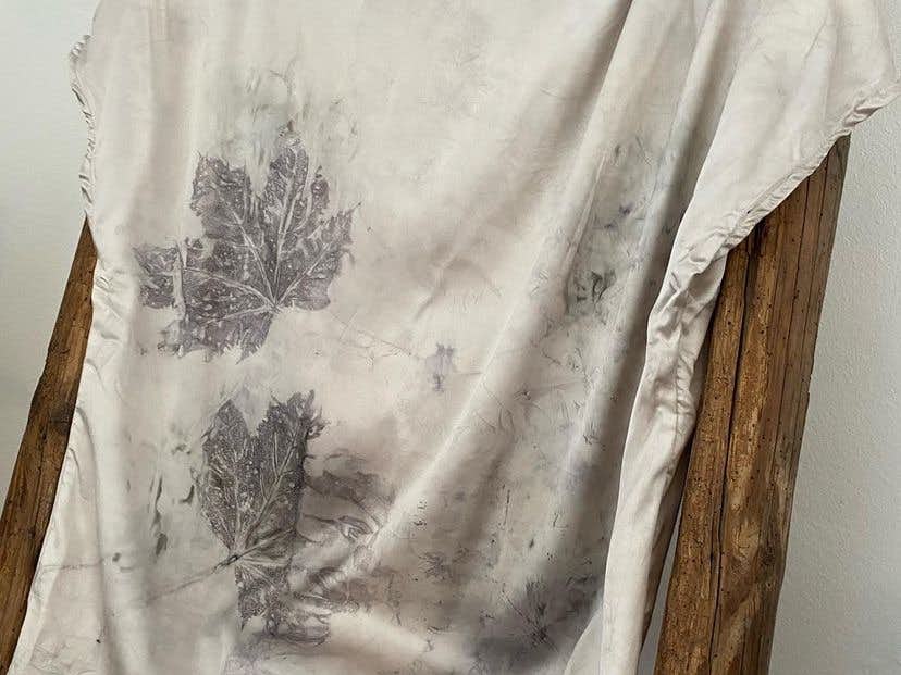 Dyed blouse blouse with leaves , Selenite di Marusca Aldeghi, Mendrisio, | Mimelis image 1