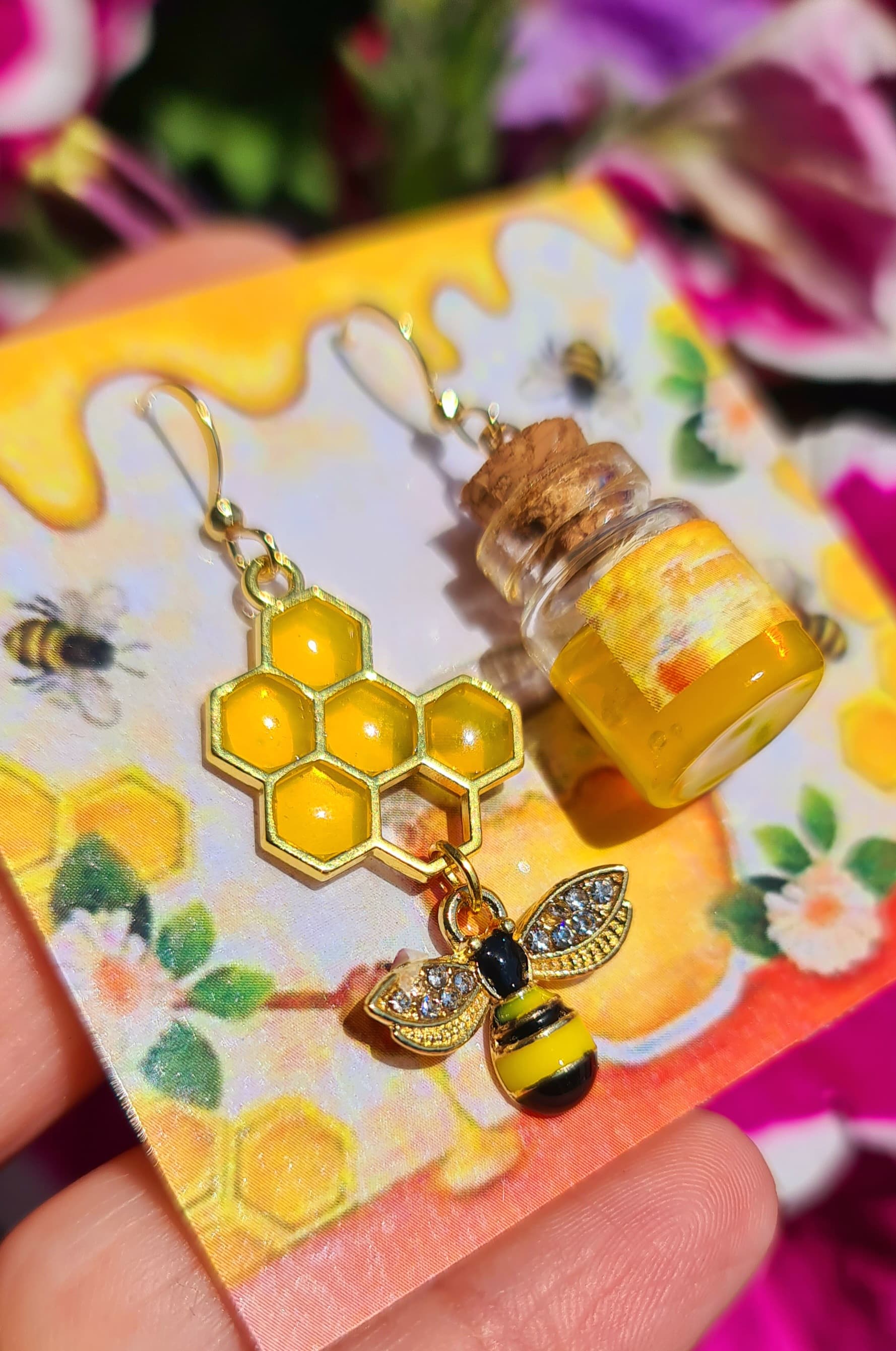 Boucles d'oreilles pendantes en résine (abeilles, fleurs et miel), 1000 idee regalo