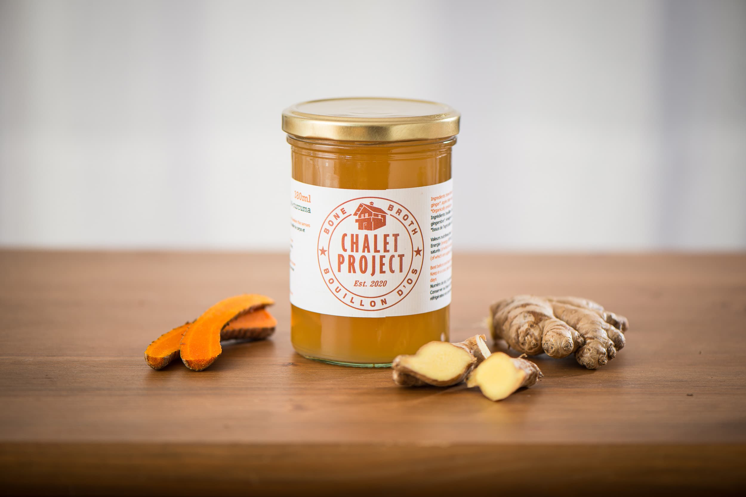 Bouillon d'os de poulet, gingembre et curcuma bio, Chalet Project