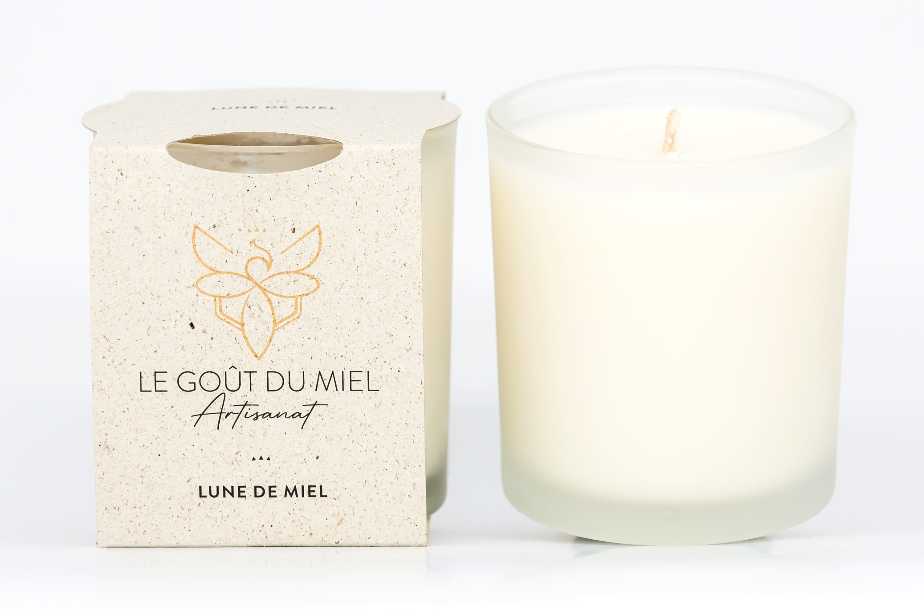 Scented candle in a glass jar "Between cream and sky", Le Goût du Miel