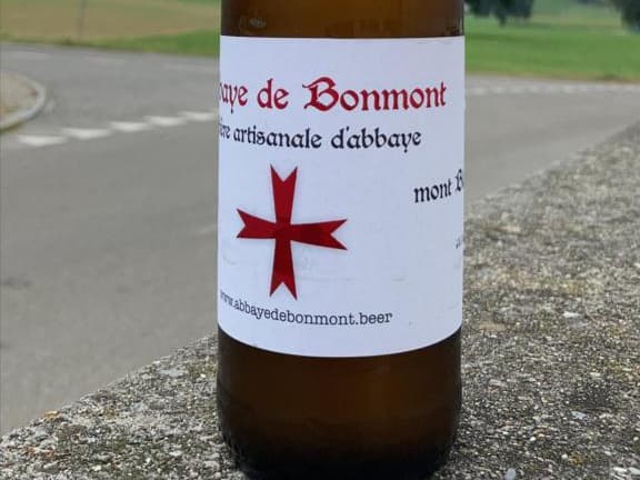 Abbaye de Bonmont - petite mont Blanc, Abbaye de Bonmont