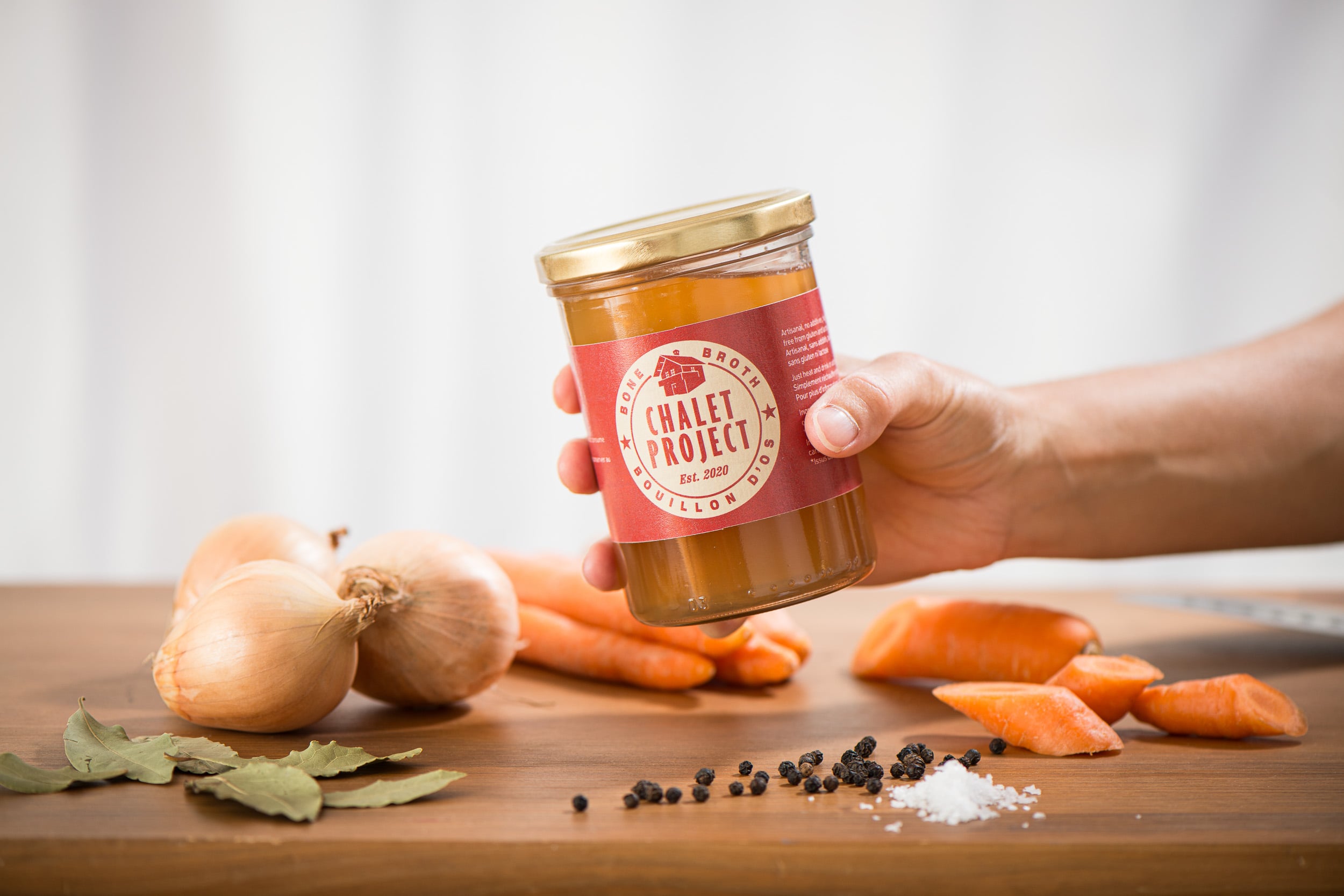 Bouillon d'os de boeuf bio, Chalet Project, Villeneuve, image 1 | Mimelis