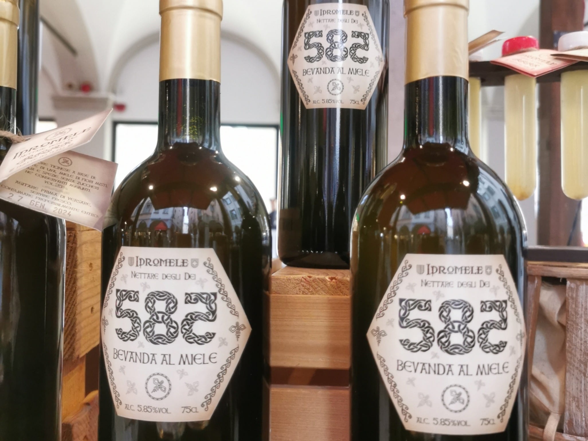 Apis Sagl, producteur à Val Mara canton de Tessin en Suisse,  image 3