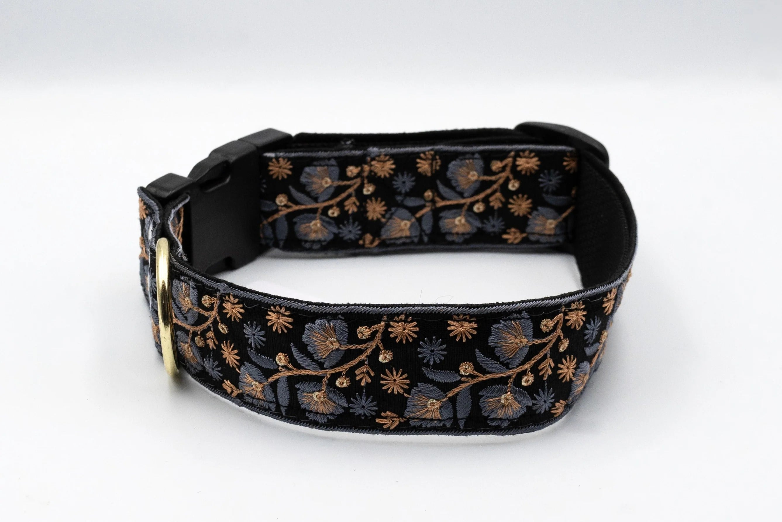 Collana "Fiore", Luas Manufaktur, Lommiswil, image 1 | Mimelis