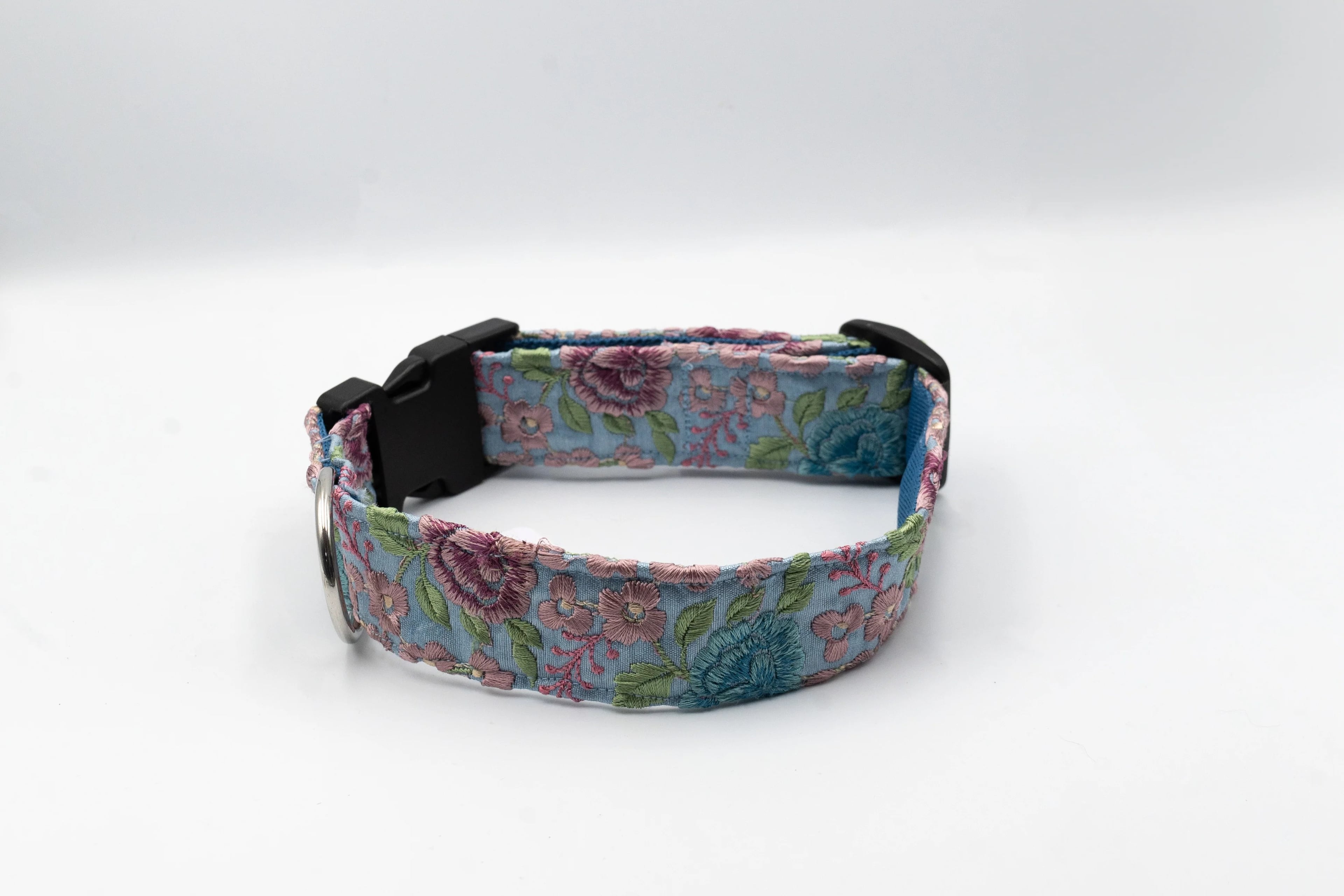 Necklace "Flower", Luas Manufaktur, Lommiswil, image 1 | Mimelis