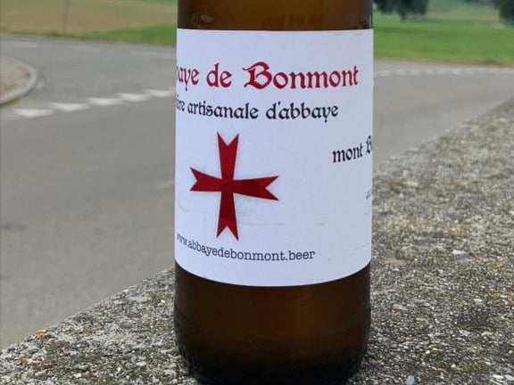 Abbaye de Bonmont - petite mont Blanc, Abbaye de Bonmont, Chéserex, image 1 | Mimelis