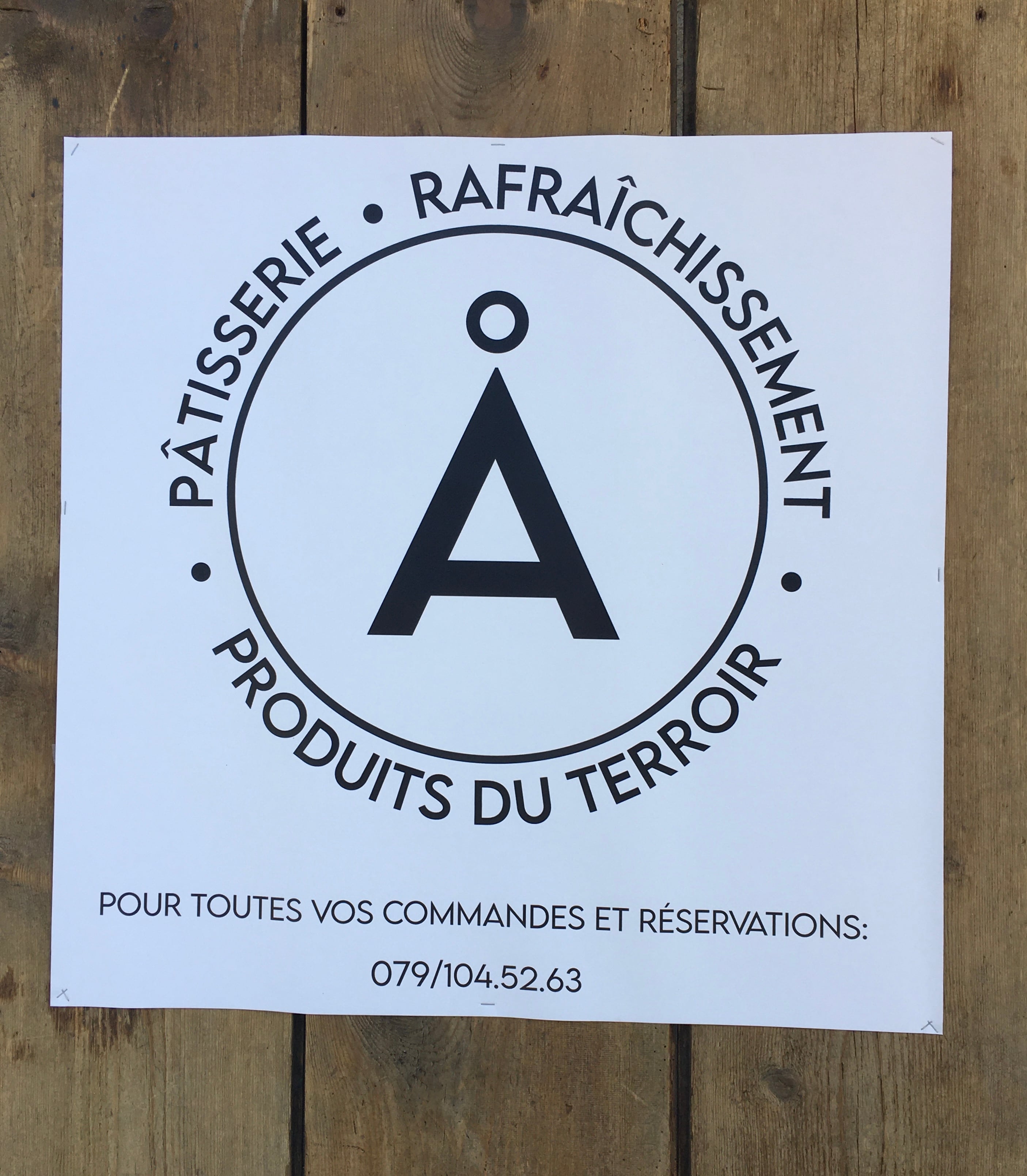 Å Produits de la Ruche, producteur à Les Granges (Salvan) canton de Valais en Suisse,  image 9