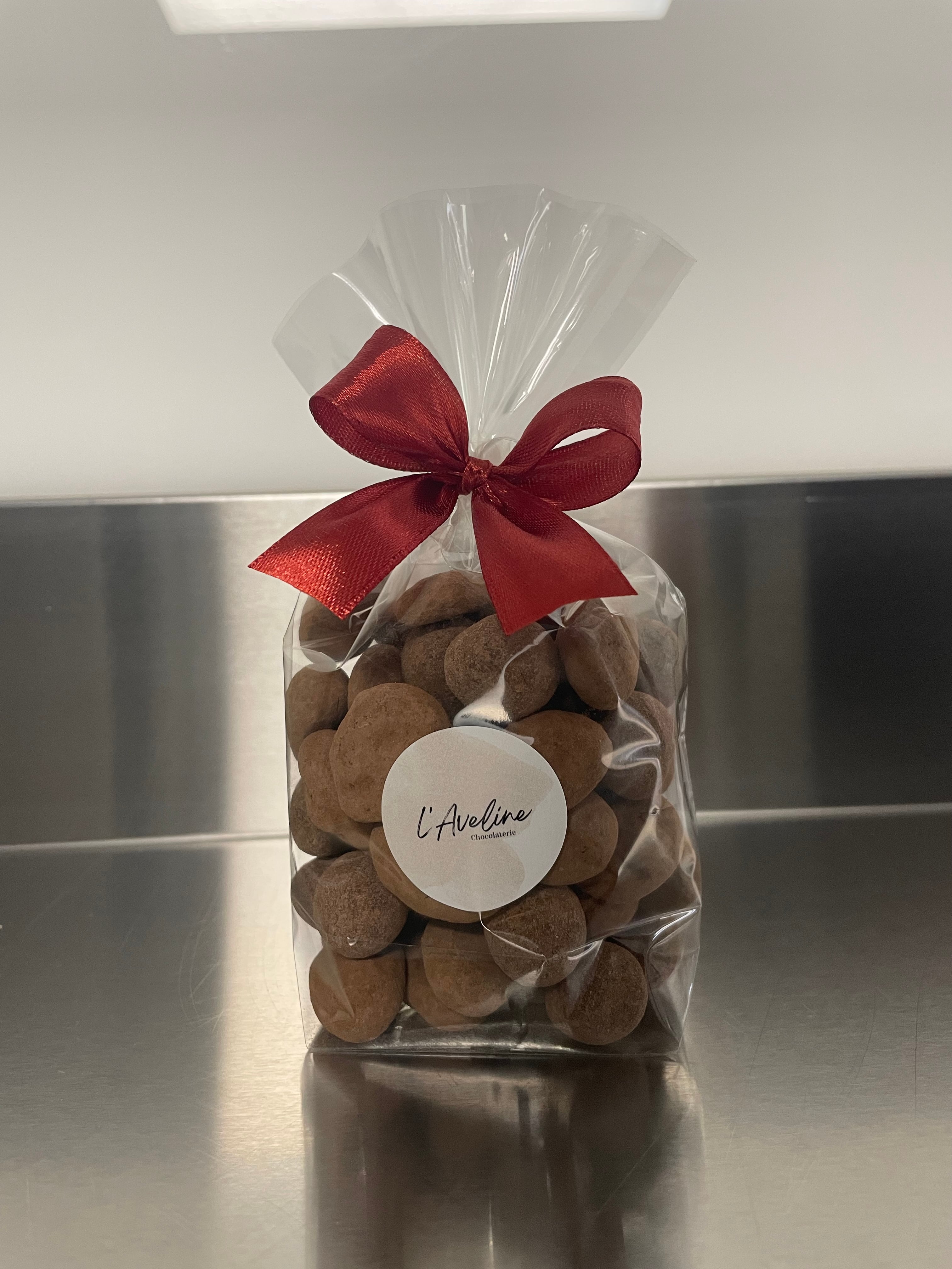 L'Aveline Chocolaterie, produttore nel Bussy FR canton Friburgo in Svizzera,  foto 7