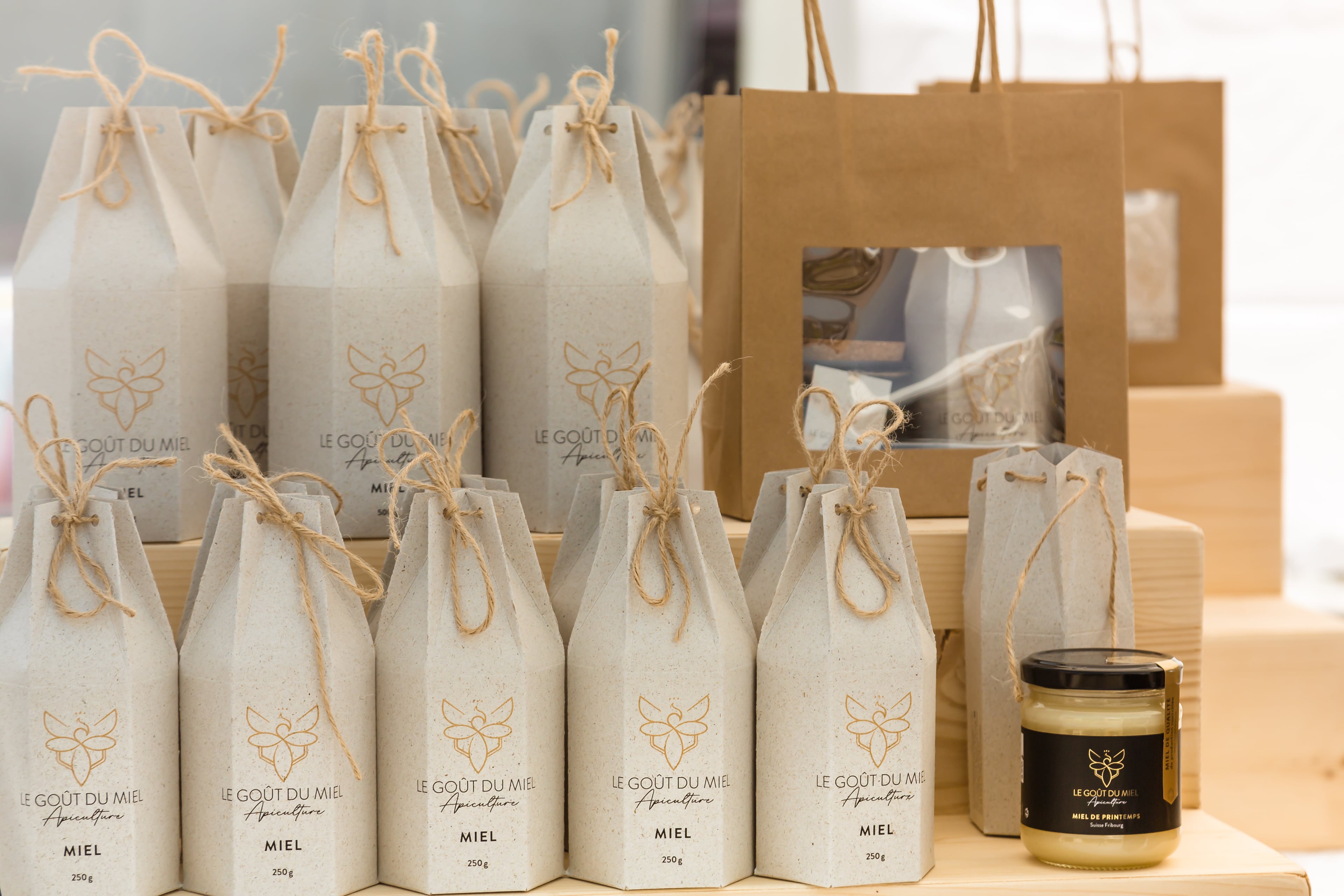 Le Goût du Miel, producteur à Courtepin canton de Fribourg en Suisse,  image 3