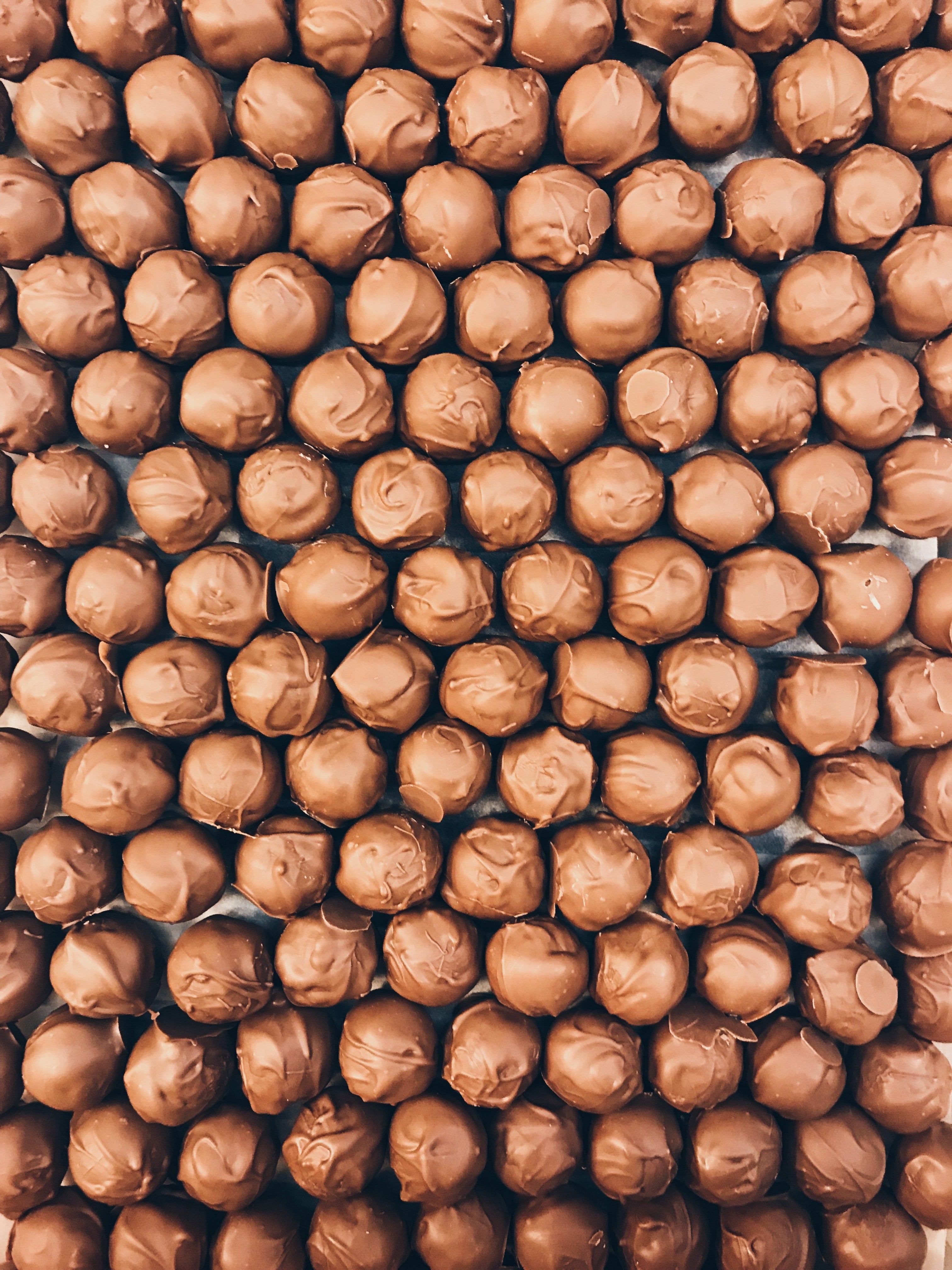 Pralinenmilchsteine - 12St, Mimelis - Chocolaterie , Lausanne, image 1 | Mimelis