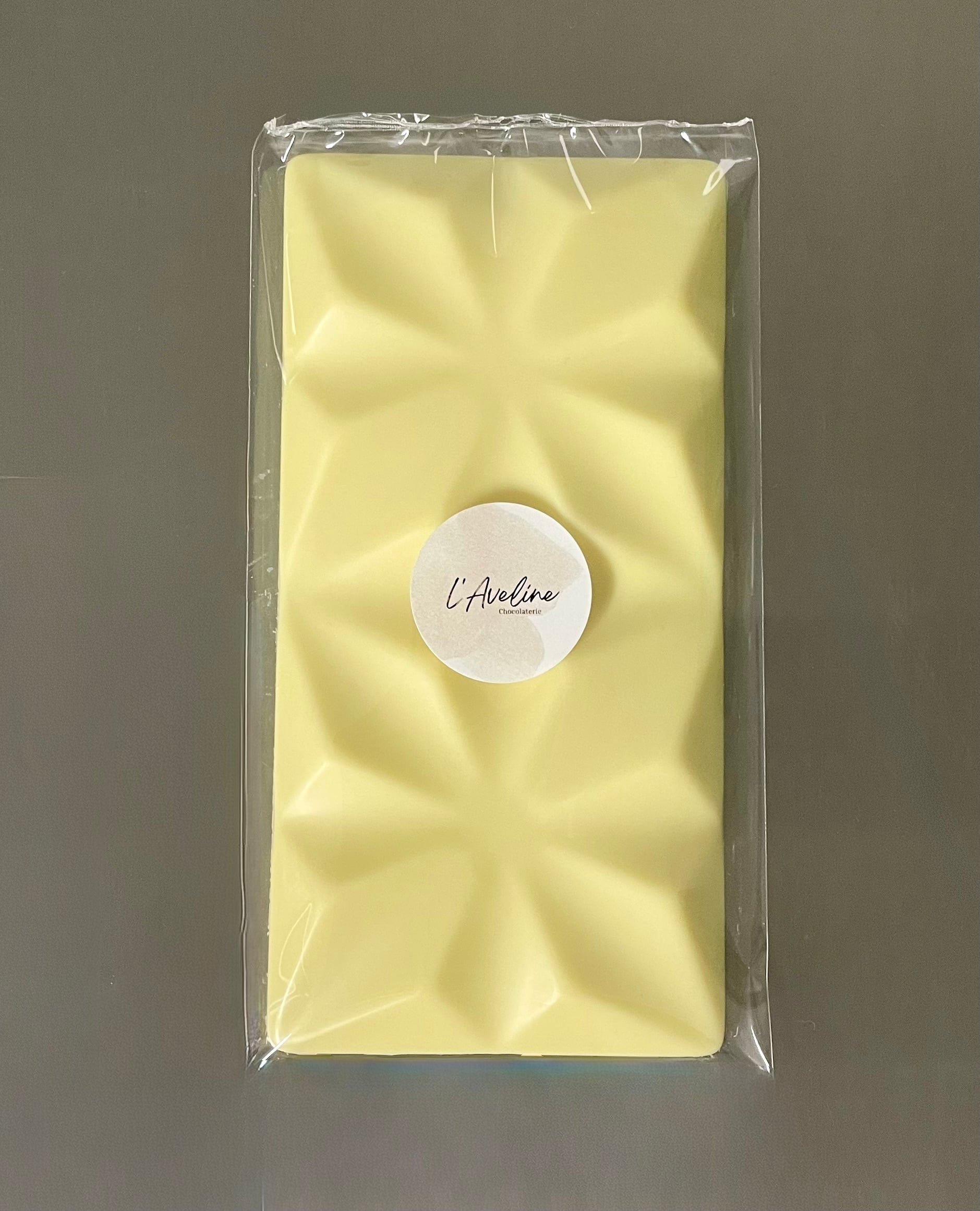 L'Aveline Chocolaterie, produttore nel Bussy FR canton Friburgo in Svizzera,  foto 11